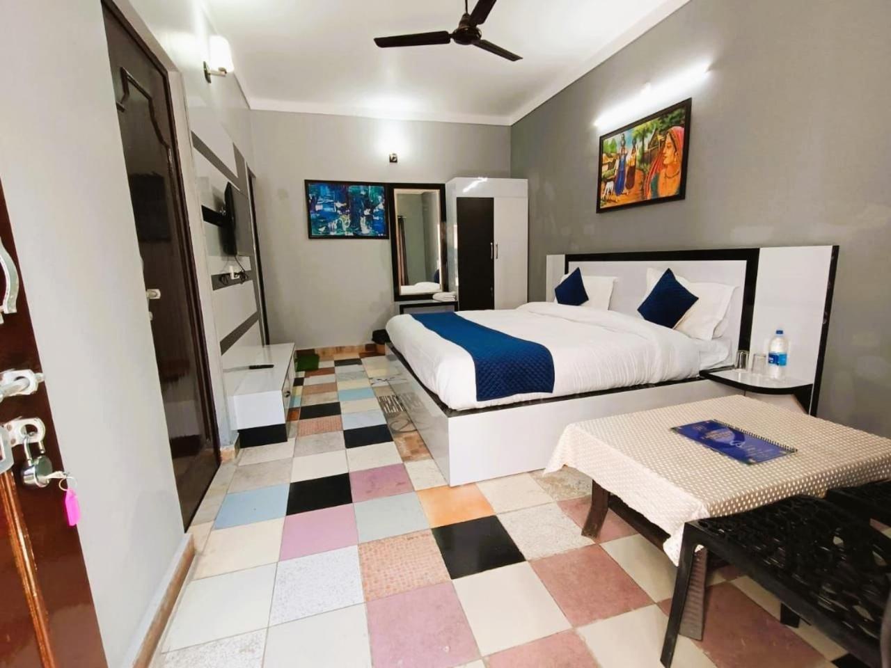 Hotel Haya Palace 3*