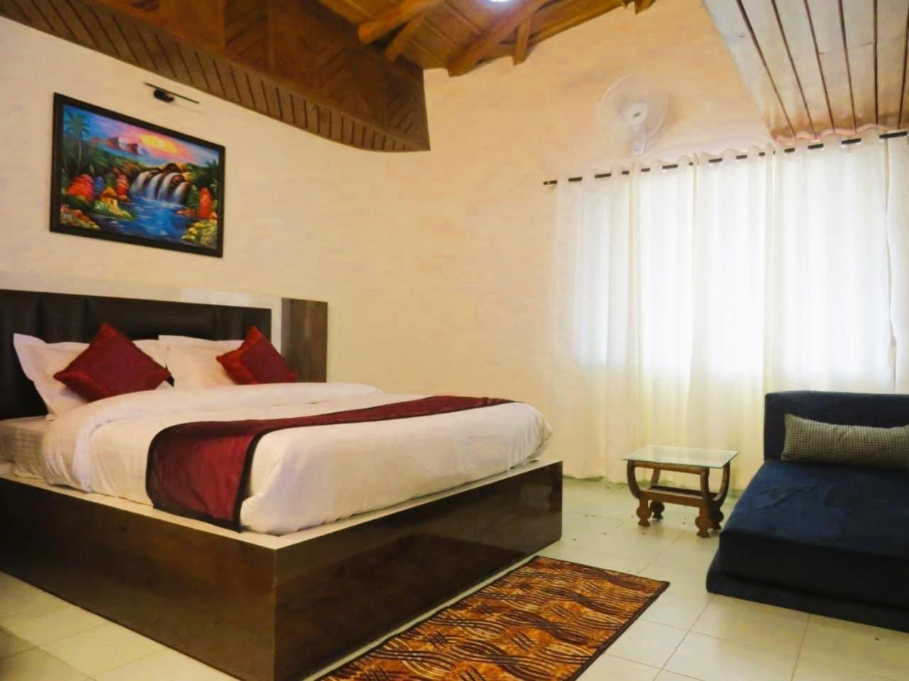 Haya Palace 3* Nainital