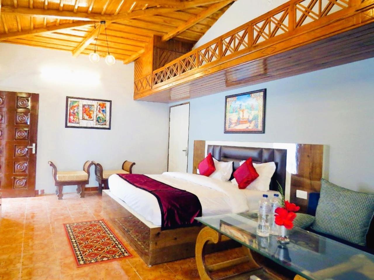 Haya Palace Hotel 3*
